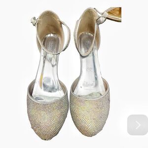 Badgley Mischka Silver and Gold Flats